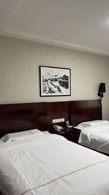 guest photo