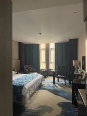 guest photo