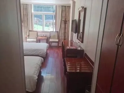 guest photo
