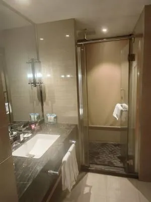 guest photo