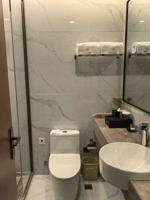 guest photo