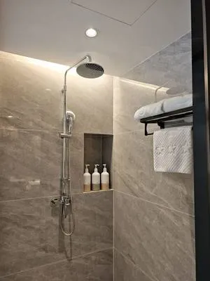 guest photo
