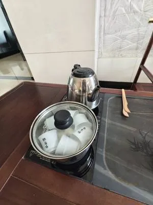 guest photo