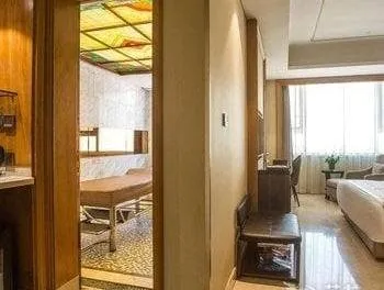 guest photo