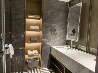 guest photo