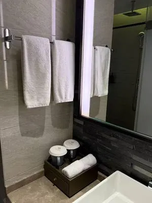 guest photo