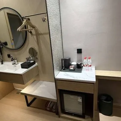 guest photo