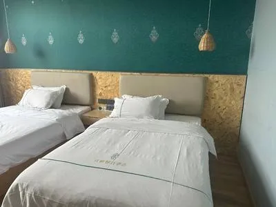 guest photo