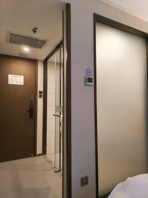 guest photo